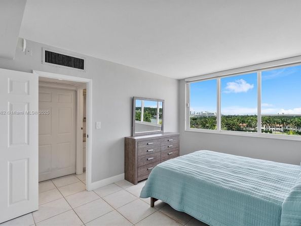 5005 Collins Ave 708, Miami Beach FL 33140