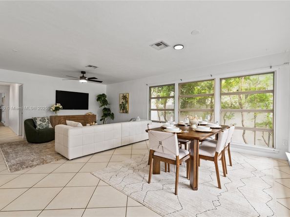 1443 Hollywood Blvd, Hollywood FL 33020