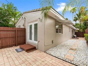 1443 Hollywood Blvd, Hollywood FL 33020