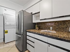 1443 Hollywood Blvd, Hollywood FL 33020