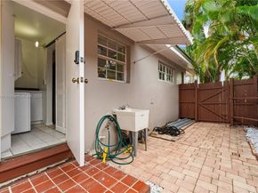 1443 Hollywood Blvd, Hollywood FL 33020