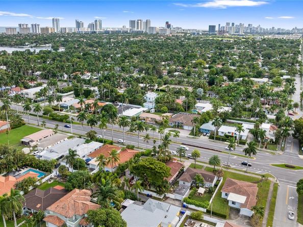 1443 Hollywood Blvd, Hollywood FL 33020