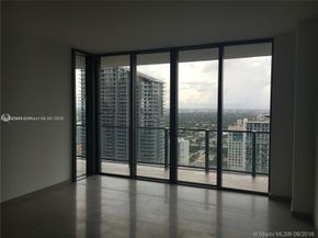 68 SE 6th St 3510, Miami FL 33131