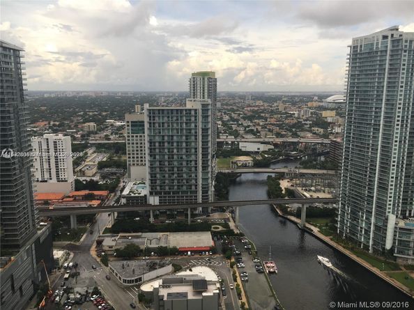 68 SE 6th St 3510, Miami FL 33131