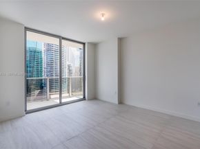 77 SE 5th ST 2615, Miami FL 33131