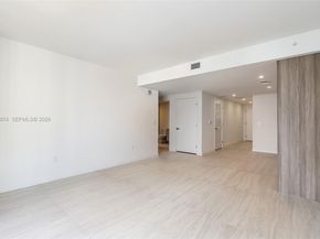 77 SE 5th ST 2615, Miami FL 33131