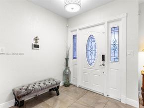 5220 SW 6th St, Plantation FL 33317