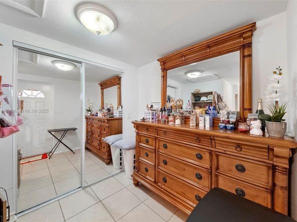 5300 SW 6th St, Miami FL 33134