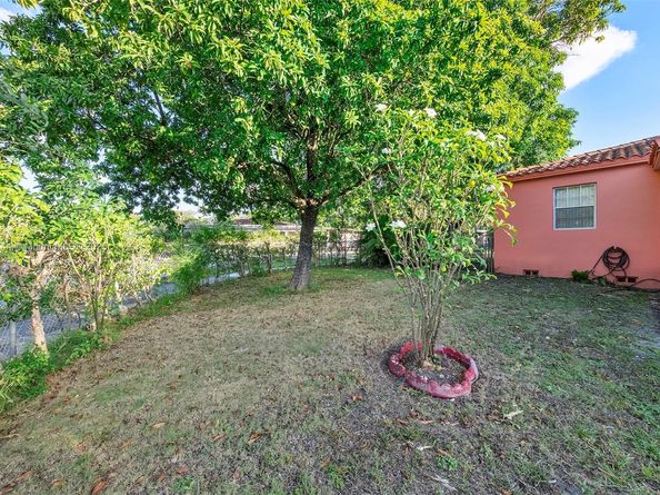 5300 SW 6th St, Miami FL 33134