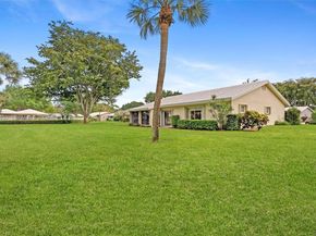 5669 Pinecrest Cir, Boca Raton FL 33433