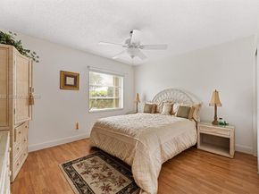 5669 Pinecrest Cir, Boca Raton FL 33433