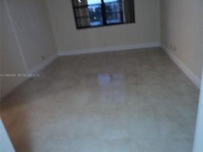 1301 NE 7th St 511, Hallandale Beach FL 33009