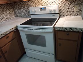 1301 NE 7th St 511, Hallandale Beach FL 33009