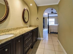 4235 SW 148th Pl, Miami FL 33185