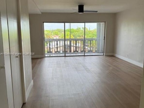 215 SE 3rd Ave 307B, Hallandale Beach FL 33009