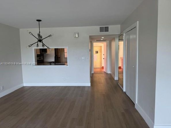 215 SE 3rd Ave 307B, Hallandale Beach FL 33009