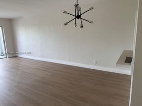 215 SE 3rd Ave 307B, Hallandale Beach FL 33009