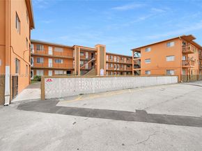 2330 NW 11th St 2, Miami FL 33125