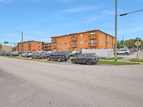 2330 NW 11th St 2, Miami FL 33125