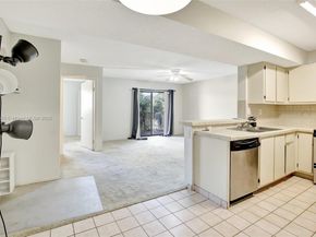 250 W Palm Cir W 301, Pembroke Pines FL 33025