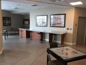 1750 N Bayshore Dr 4912, Miami FL 33132