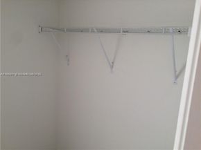 1750 N Bayshore Dr 4912, Miami FL 33132