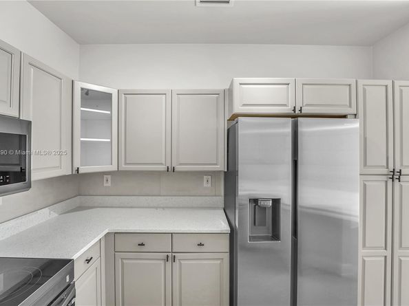 1125 Doveplum St, Hollywood FL 33019