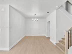 1125 Doveplum St, Hollywood FL 33019
