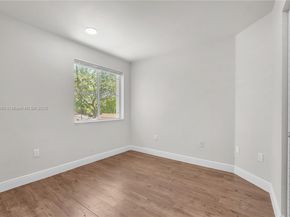 1125 Doveplum St, Hollywood FL 33019