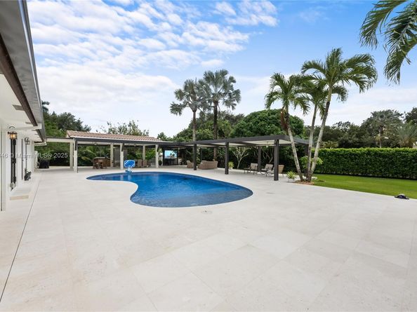 15110 N Saxon Cir, Southwest Ranches FL 33331