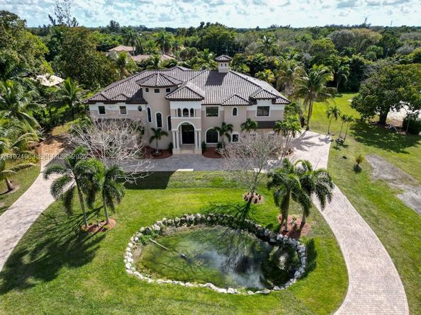 Undisclosed Address #A11924063, Plantation FL 33325