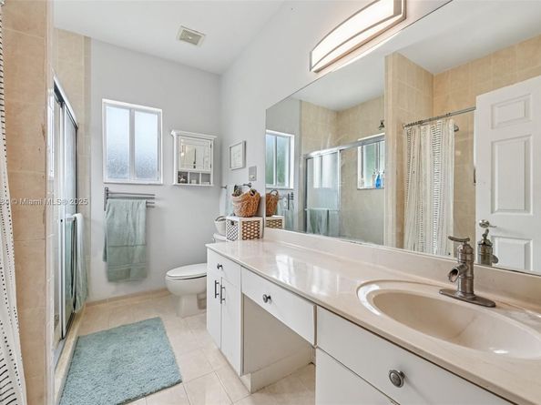3228 SE 3rd Dr, Homestead FL 33033
