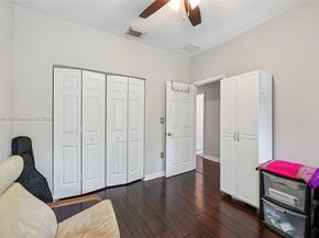 3228 SE 3rd Dr, Homestead FL 33033