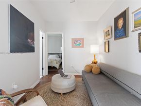 1043 NW 2nd St 13, Miami FL 33128