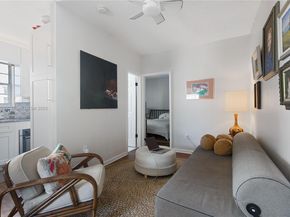 1043 NW 2nd St 13, Miami FL 33128