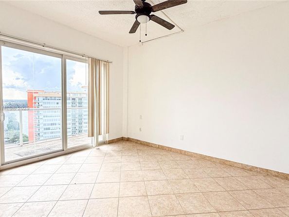 1351 NE Miami Gardens Dr 1701E, Miami FL 33179