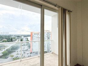1351 NE Miami Gardens Dr 1701E, Miami FL 33179