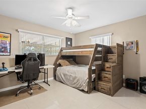 2210 N 57th Way, Hollywood FL 33021