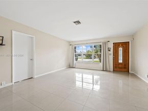 2210 N 57th Way, Hollywood FL 33021