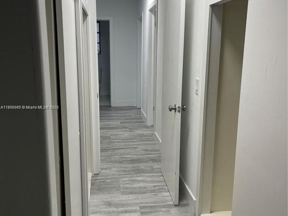 1220 NW 180th Ter, Miami Gardens FL 33169