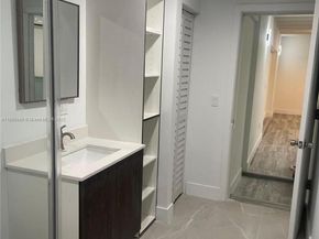 1220 NW 180th Ter, Miami Gardens FL 33169