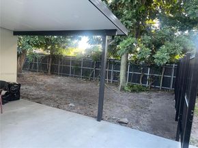 1220 NW 180th Ter, Miami Gardens FL 33169