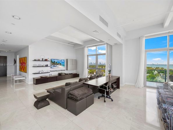 201 Aqua Avenue 1001, Miami Beach FL 33141