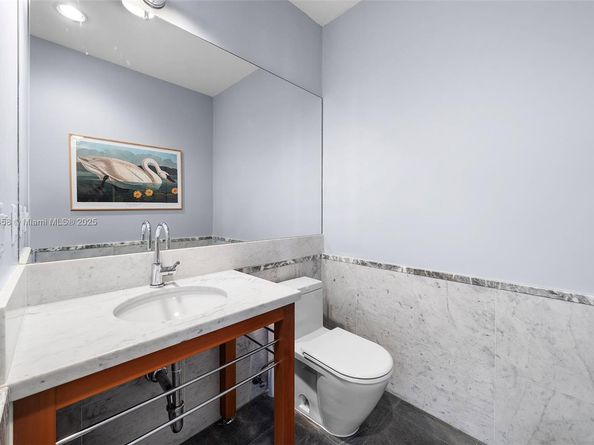 201 Aqua Avenue 1001, Miami Beach FL 33141