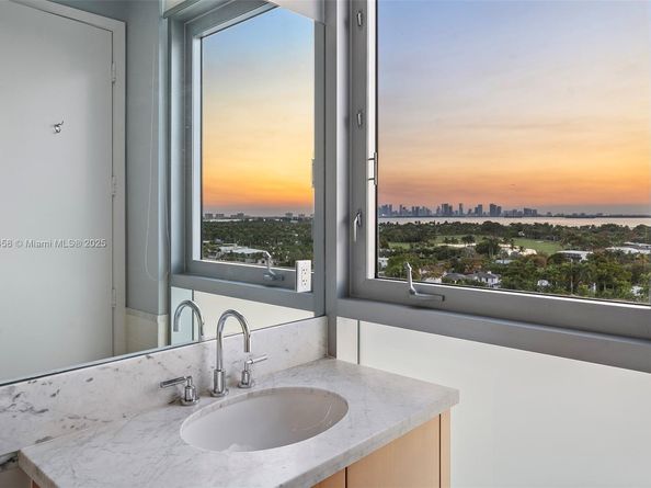 201 Aqua Avenue 1001, Miami Beach FL 33141