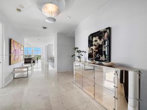 201 Aqua Avenue 1001, Miami Beach FL 33141