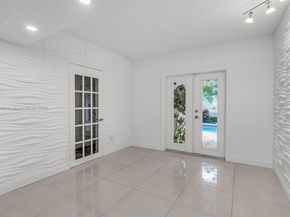 3800 Charles Ter, Miami FL 33133