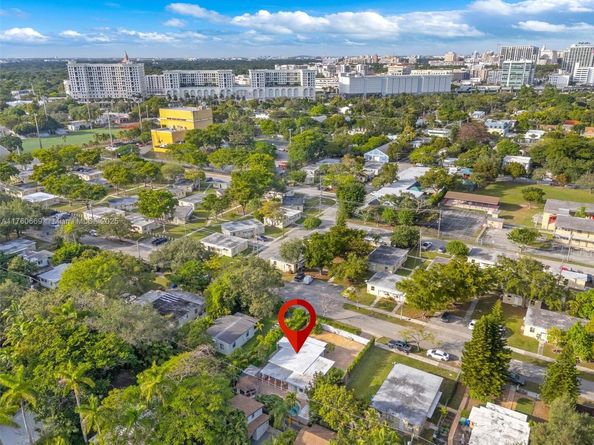 3800 Charles Ter, Miami FL 33133