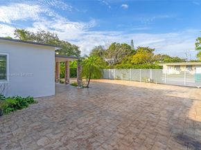 3800 Charles Ter, Miami FL 33133