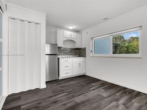 3800 Charles Ter, Miami FL 33133